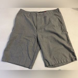 Quicksilver size34 excellent condition